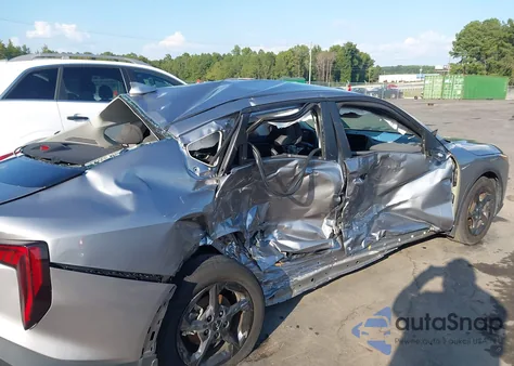 2025 Kia K4 Lxs from USA, damaged, VIN 3KPFT4DE0SE035761